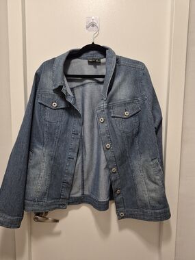 HDG2 by Diane Gilman Light Blue Striped Denim Jacket Women